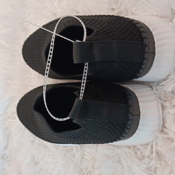 NEW STEVE MADDEN Samarah Black slip on knit shoe in black SZ 9 - Picture 15 of 17